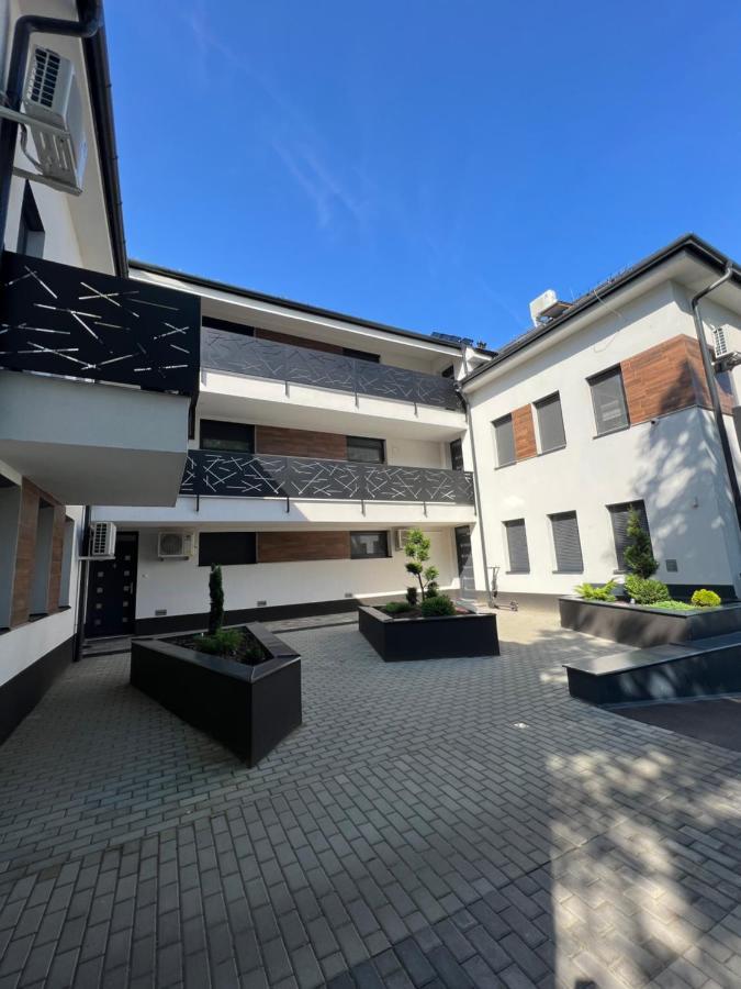 Csipke Residence 1. Hajdúszoboszló Eksteriør billede